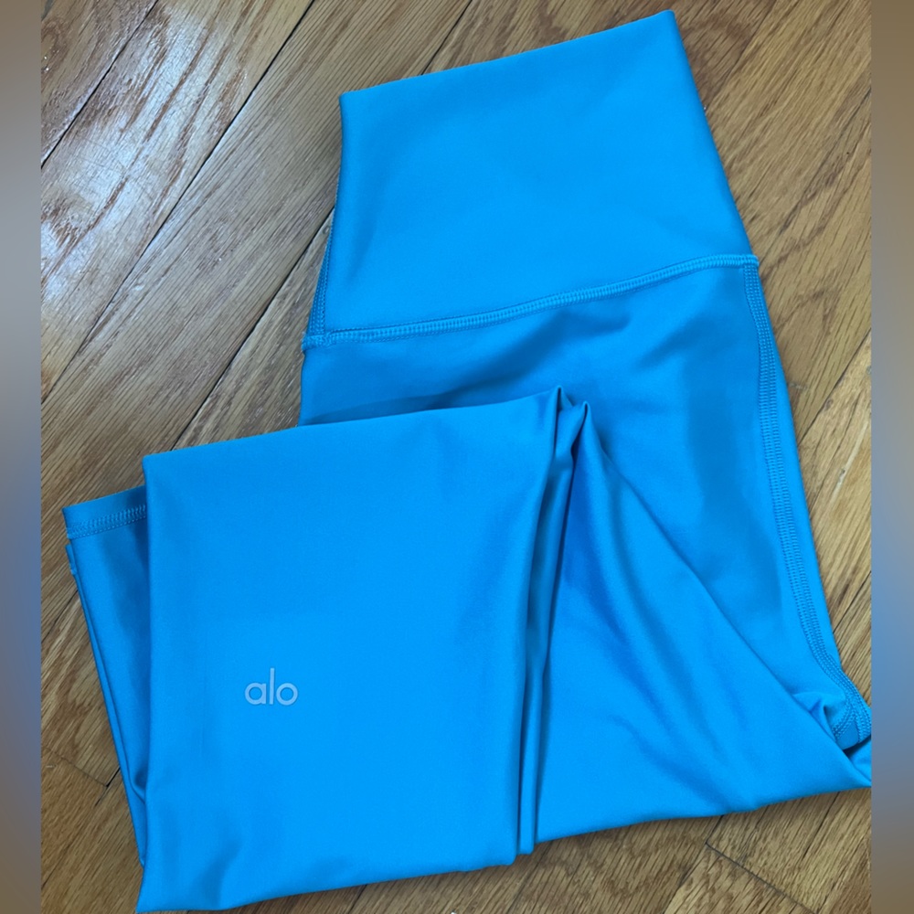 Blue ALO Airlift Leggings